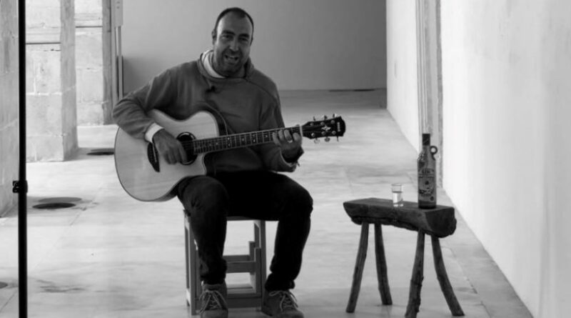 Ismael Moll y de Anabel Villalonga, glosadores y músicos