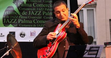 Andreu Galmés presenta el seu directe acústic a Petra