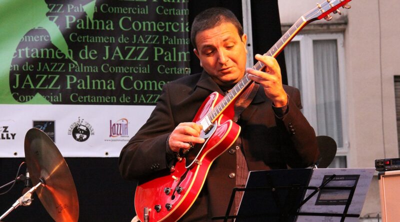 Andreu Galmés presenta el seu directe acústic a Petra