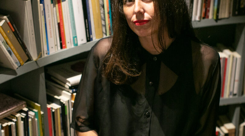 Annalisa Marí Pegrum, veu destacada al festival The Village Trip 2025 amb un tour poètic per Greenwich Village