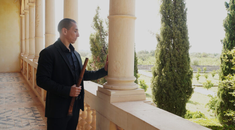 Rodrigo Rodríguez reinterpreta l’Adagio d’Albinoni amb shakuhachi a la majestuosa Finca Raixa