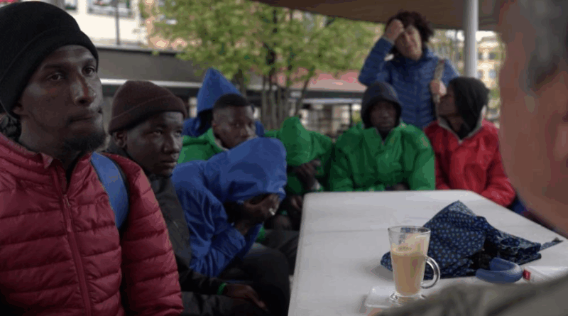 «(Nora)bidean», un documental sobre la migració en trànsit, al Teatre des Born
