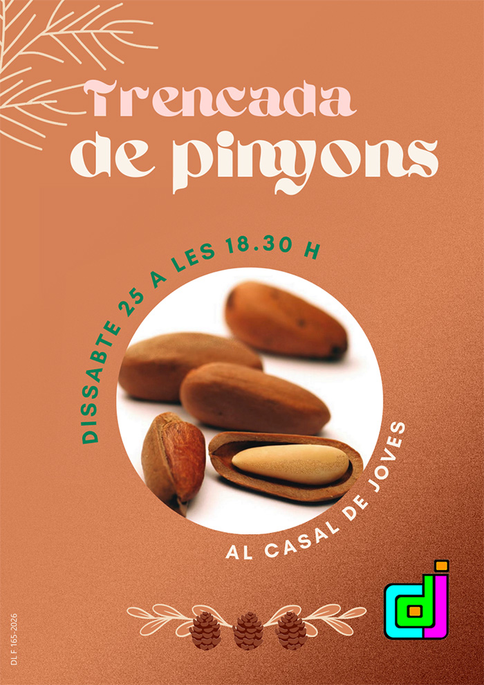 Trencada de pinyons al Casal de Joves