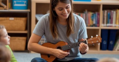 El museu es converteix en un espai de joc i emocions amb un taller musical amb ukelele
