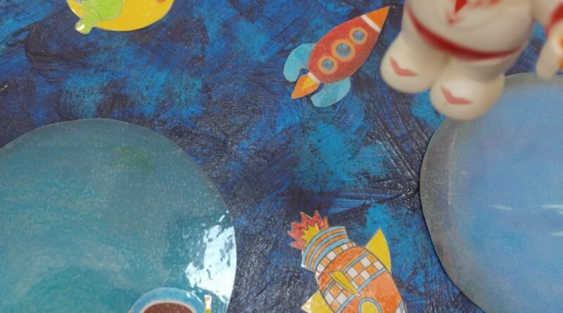 La Biblioteca del Molinar dedica el mes de gener a l’univers i l’exploració espacial