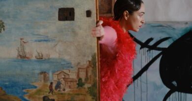 Mabi Revuelta presenta La màscara habitada a la Fundació Miró Mallorca