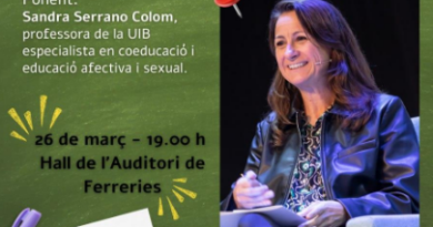 Ferreries acull una conferència sobre xarxes socials i educació digital