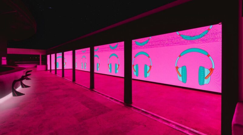 L’art contemporani irromp a Eivissa amb obres de Michael Craig-Martin i Vhils