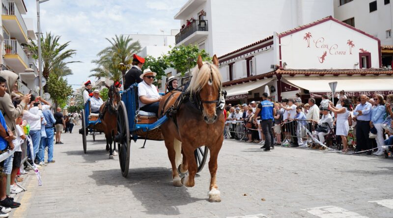 Santa Eulària presenta unes Festes de Maig amb més de 80 activitats i protagonisme de la tradició