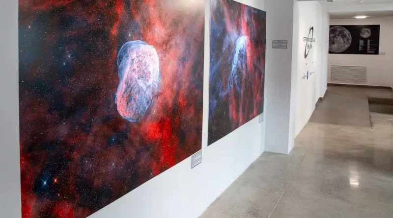 El cel d’Eivissa protagonitza una exposició astronòmica a Sa Nostra Sala