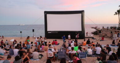 Cinema Lliure a la Platja celebra cinc anys a Mallorca amb Mario Casas, cinema independent i talent balear