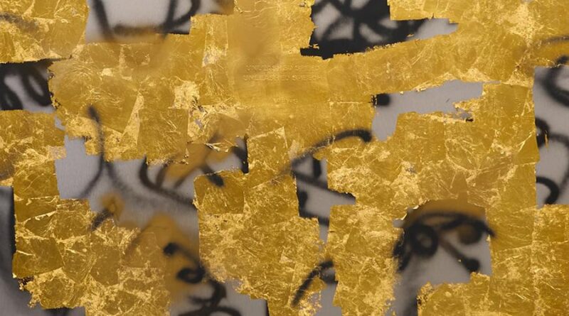 Stefan Brüggemann transforma el MACE con “Cel d’Or”, una gran intervención artística concebida para Ibiza